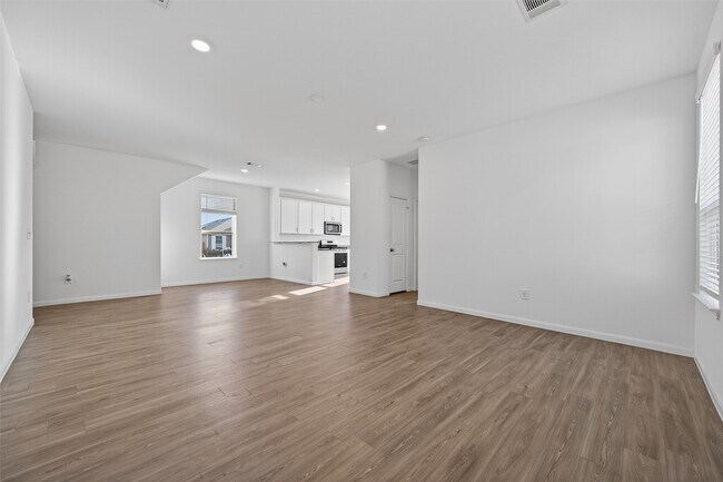 Building Photo - 17803 Pumpkin Vine Dr