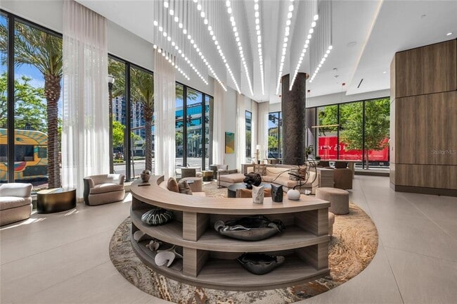 Building Photo - 275 1st Ave S