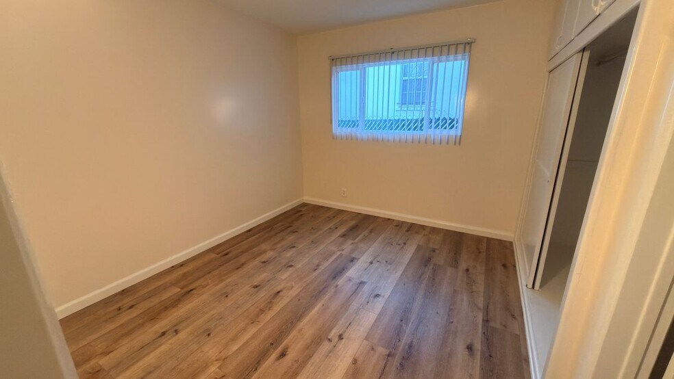 Building Photo - 1451 Redondo Ave