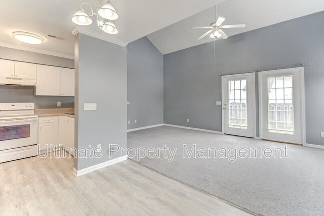 Building Photo - 502 Shortfin Dr