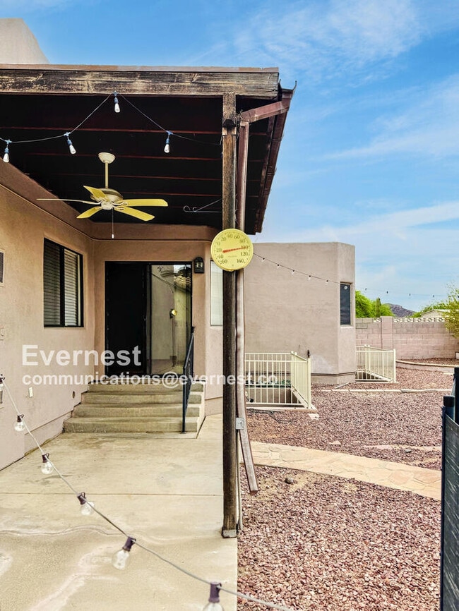 Building Photo - 7370 W Beryllium Ln