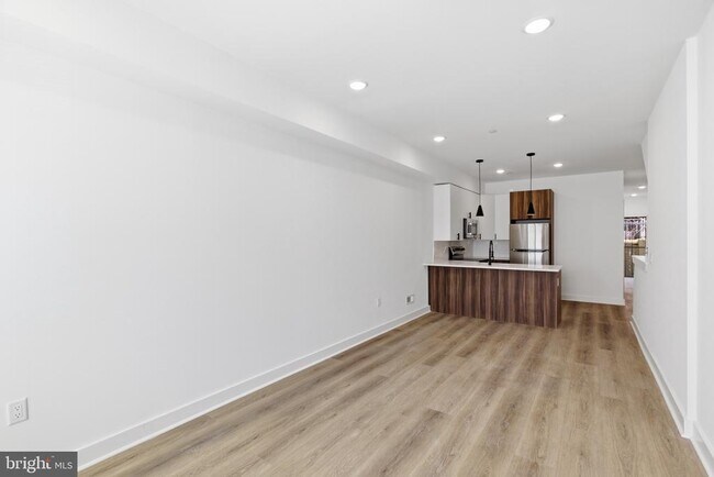 Building Photo - 2532 N 11th St