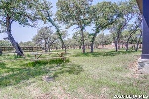 Building Photo - 30652 Oakview Dr