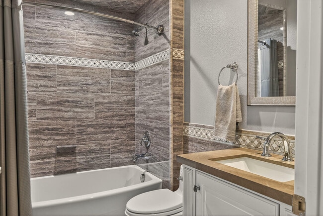 Building Photo - 81543 Avenida Celaya