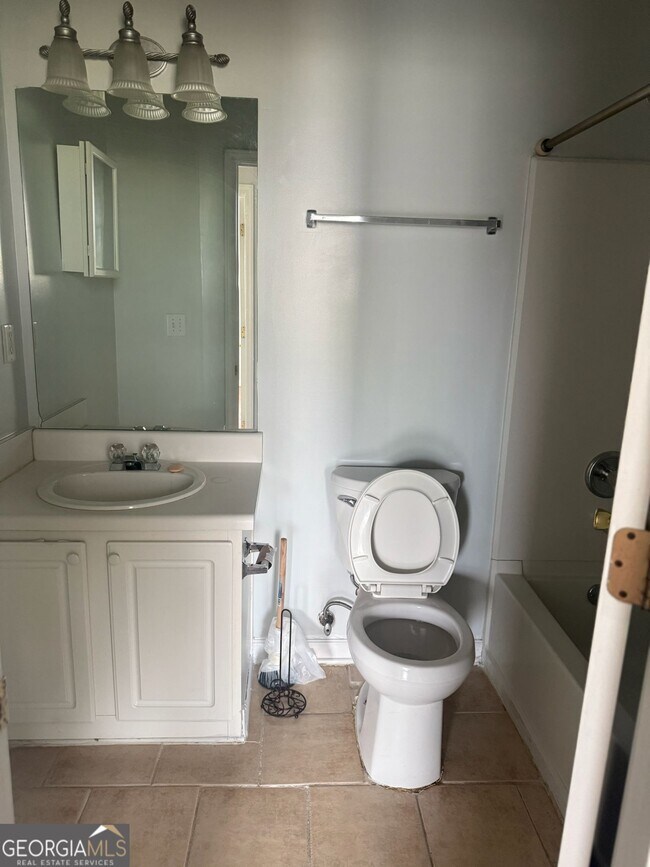 Building Photo - 2361 Cove Lake Way