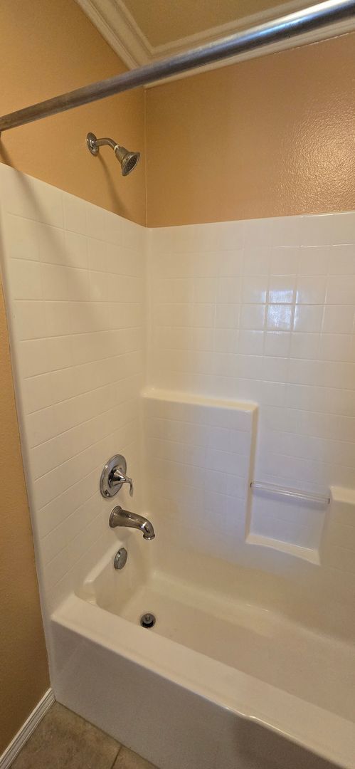 Building Photo - Beautifully maintained 2-bedroom, 2.5-bath with Loft • 1,504 sqft & 2-car garage.