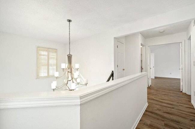 Building Photo - 10895 Glenbarr Dr