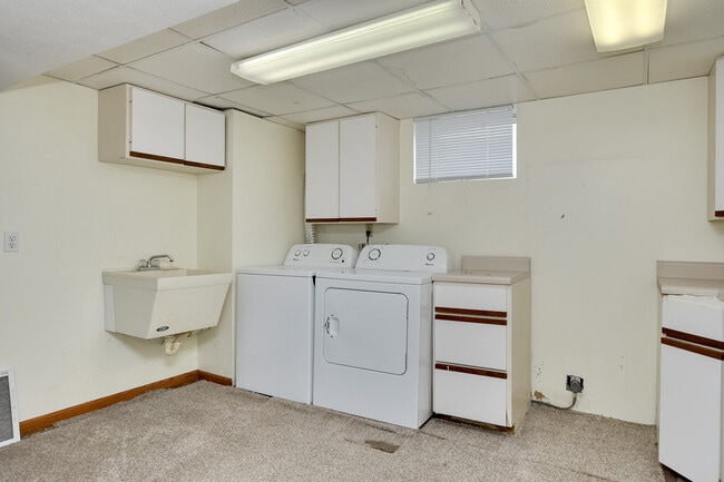 Building Photo - 2300 Avenue F