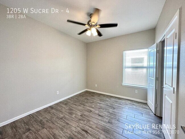 Building Photo - 1205 W Sucre Dr