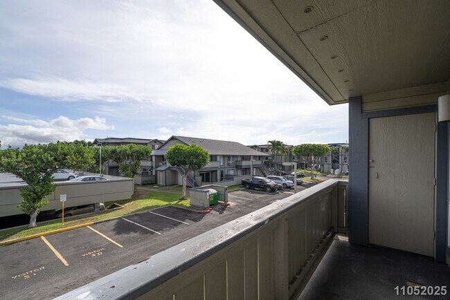 Building Photo - Move-In Ready! 2br, 2ba in Ewa, $2650, Sch...