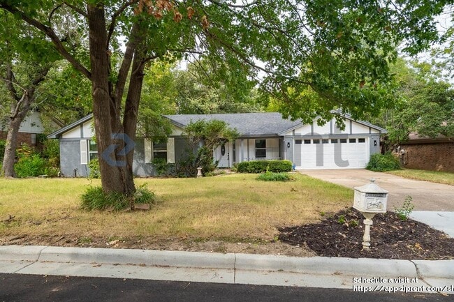 Building Photo - 6829 Shadydale Dr
