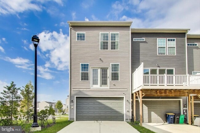 Building Photo - 2530 Lanham Hill Cir