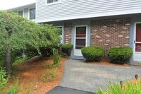 Building Photo - 10 Apple Tree Hill Rd
