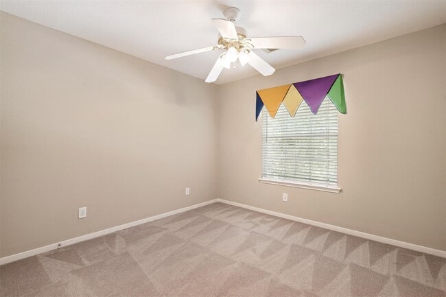 Building Photo - 22 S Bethany Bend Cir