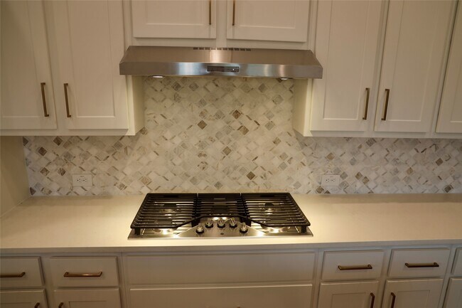 Building Photo - 27003 Golden Isle Ln