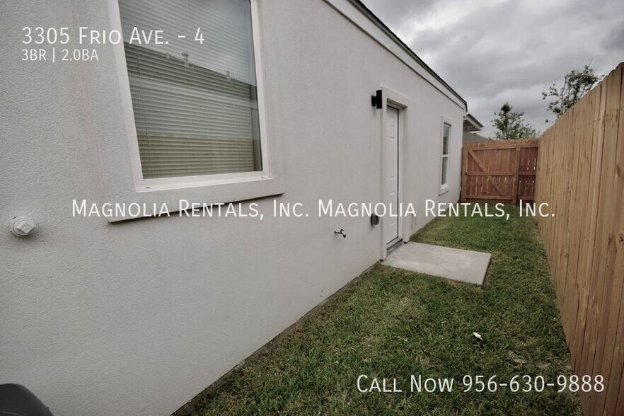 Building Photo - 3305 Frio Ave