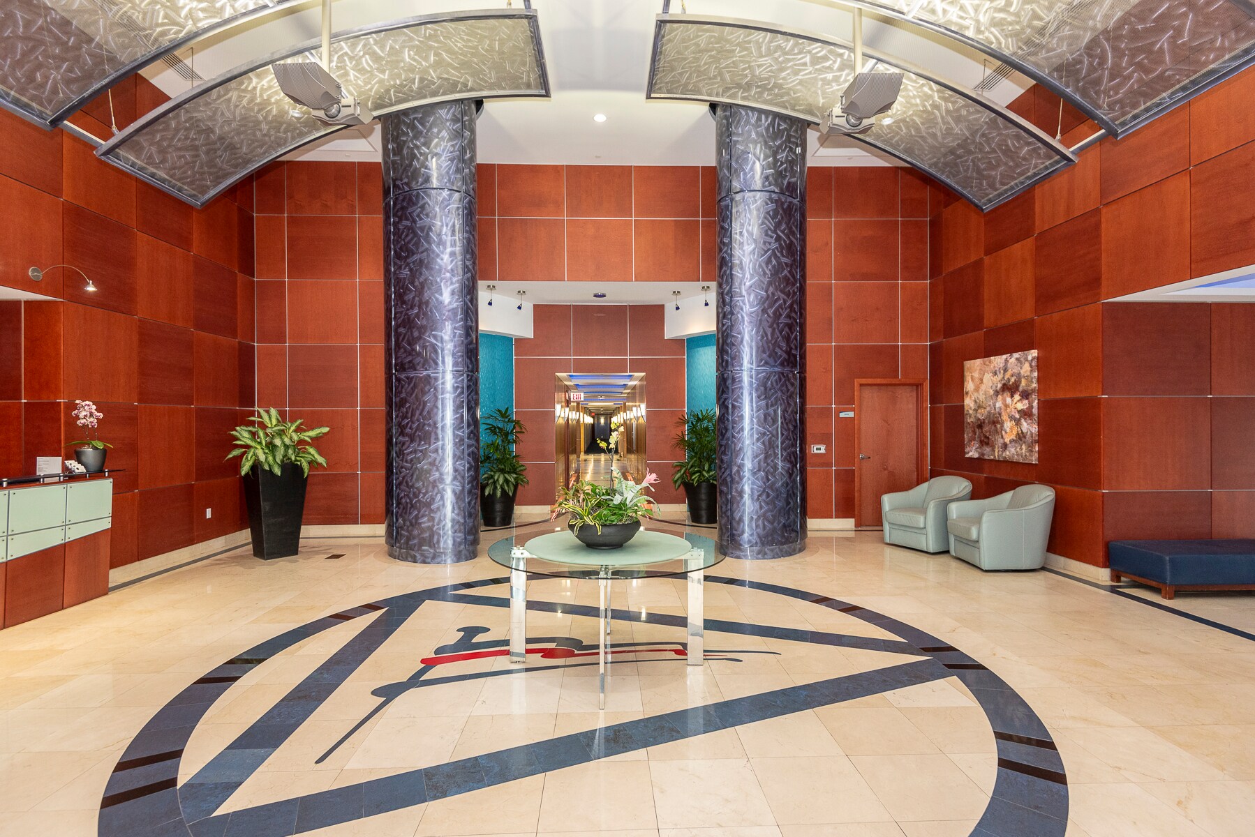 Building Photo - 231 Riverside Dr