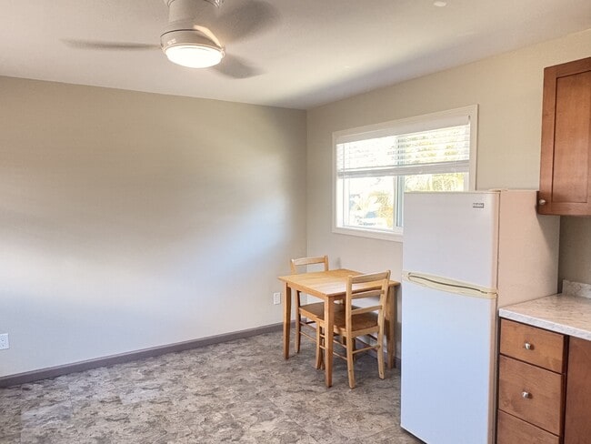 Building Photo - 790 Kihau Pl