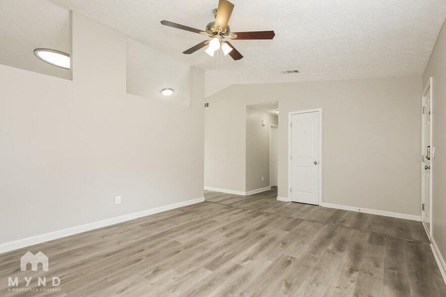 Building Photo - 10314 Wisteria Ln