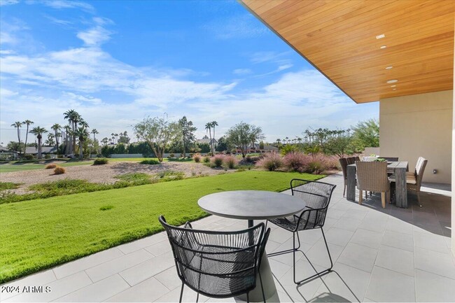 Building Photo - 6311 E Phoenician Blvd