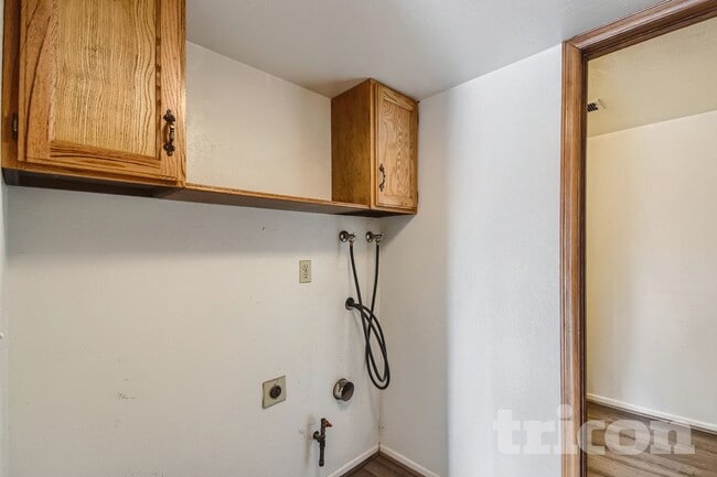 Building Photo - 6552 W Morraine Pl