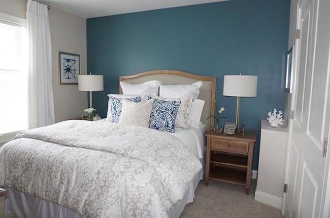 Building Photo - 23 Northfield Dr