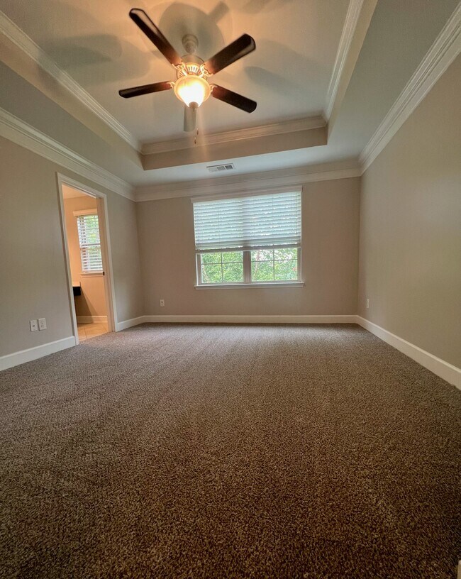 Building Photo - 5541 Prada Dr