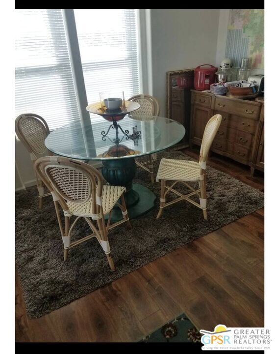 Building Photo - 15300 Palm Dr