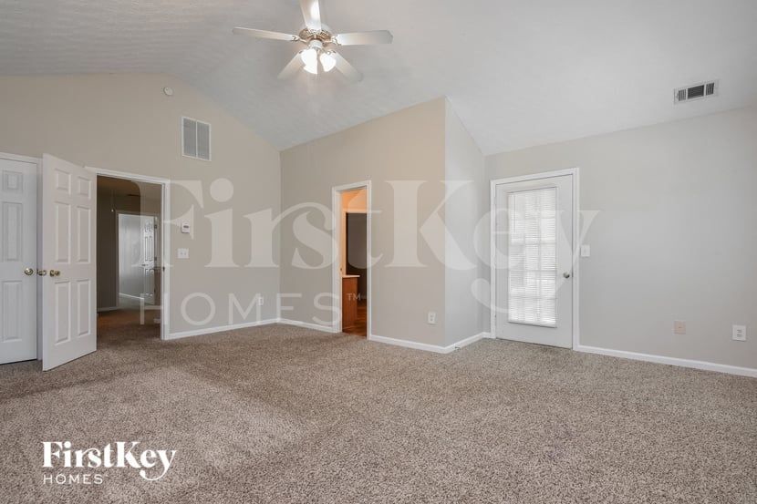 Building Photo - 6272 Lake Valley Point