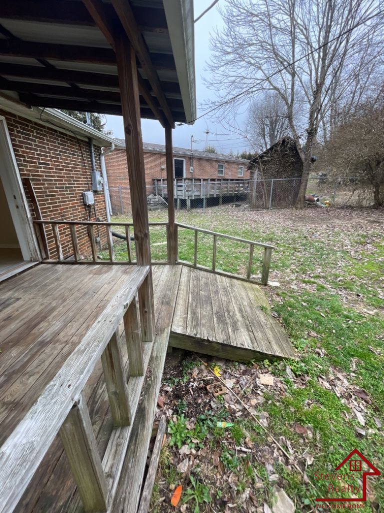 Building Photo - 1202 Pleasant View Dr