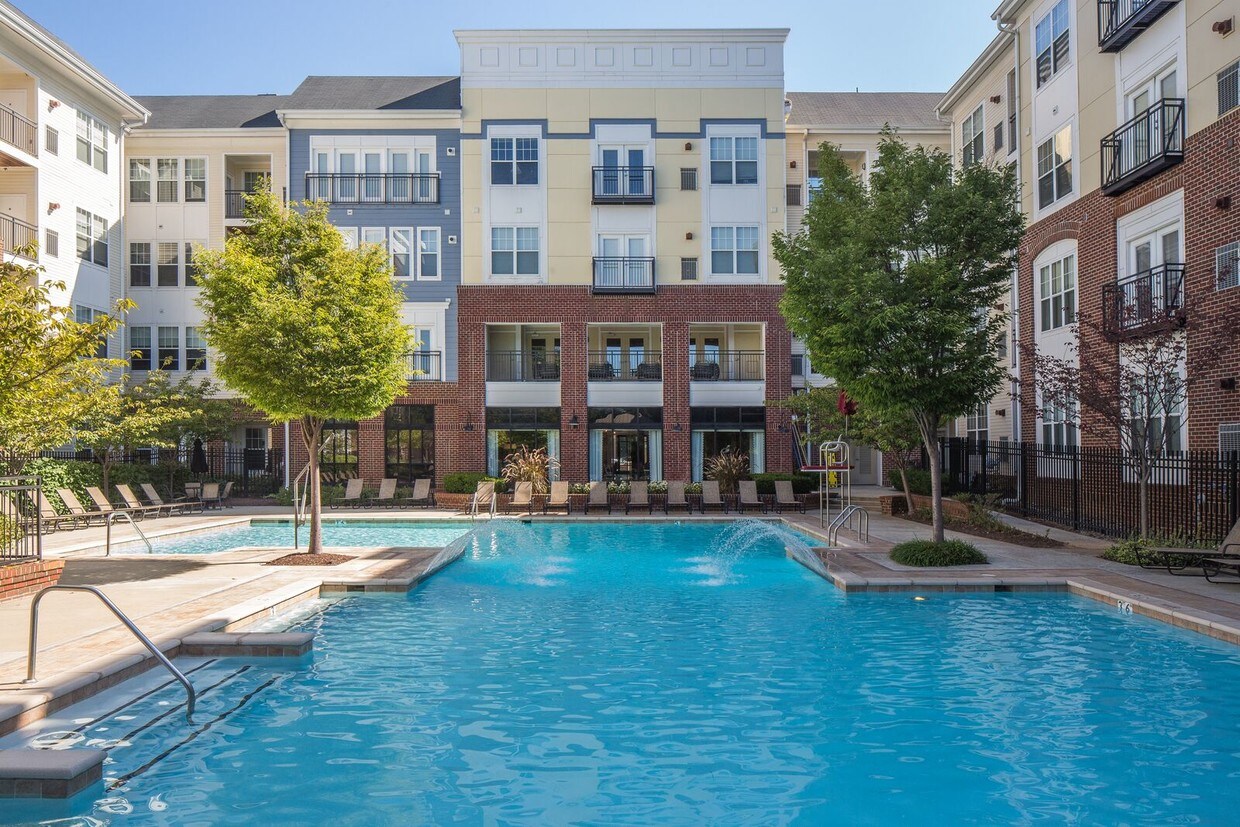 Residences At Congressional Village Rockville Md Apartment Finder