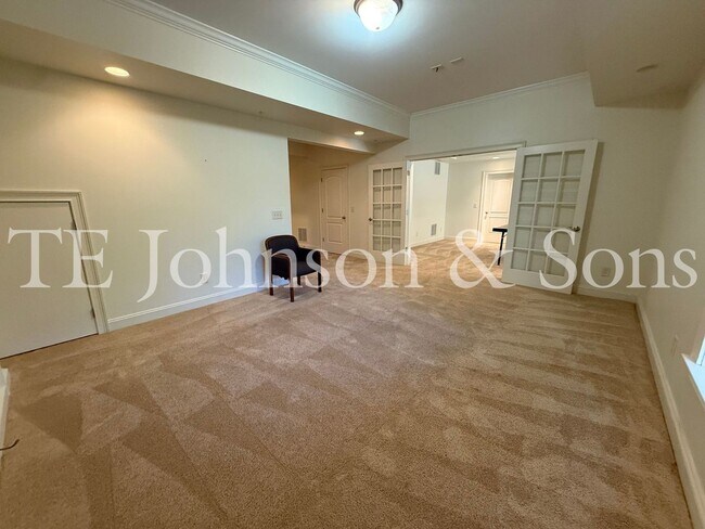 Building Photo - 5540 Brookberry Farm Rd