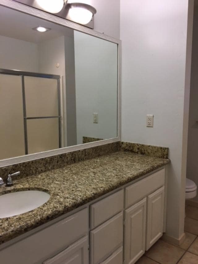 Building Photo - 200 Martingale