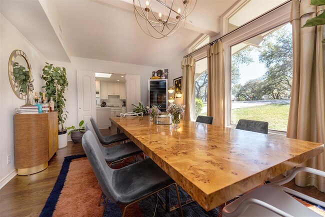 Building Photo - 2 Randolph Pl