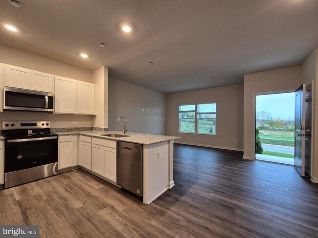 Building Photo - 141 Tigney Dr