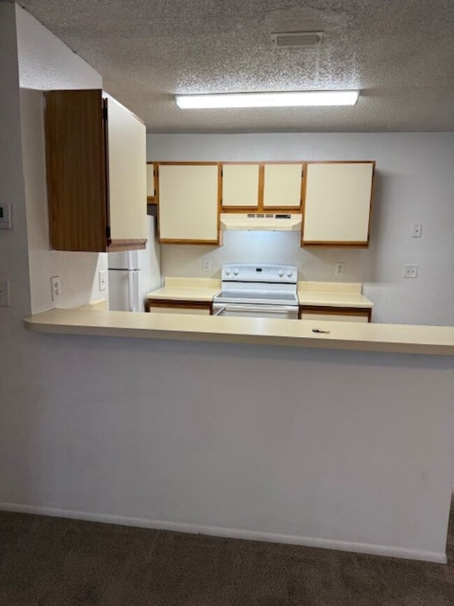 Building Photo - LANDING 2-BEDROOM CONDO