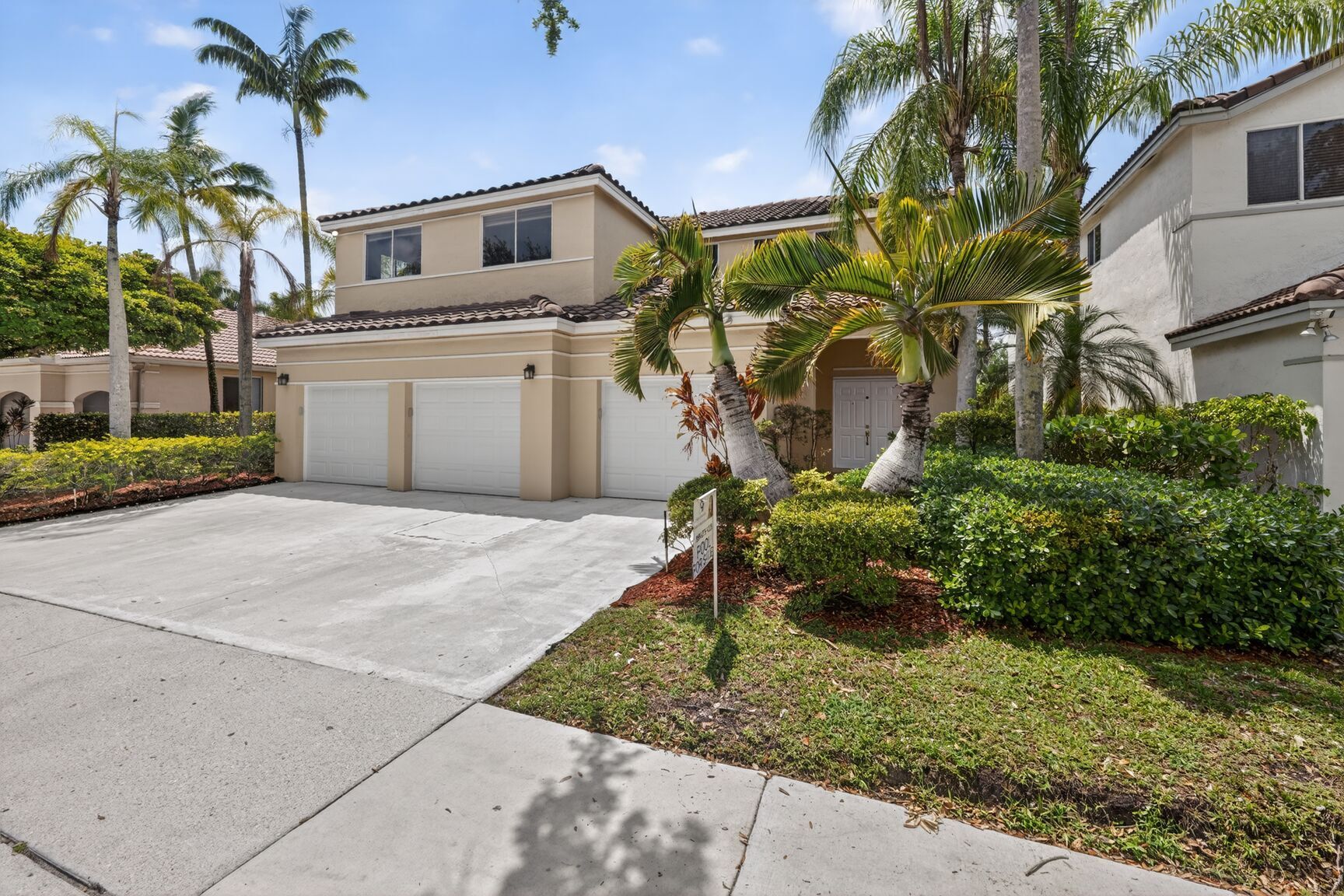 Building Photo - 1115 Camellia Cir
