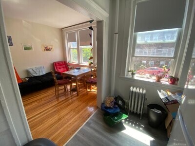 Building Photo - 90 Brainerd Rd