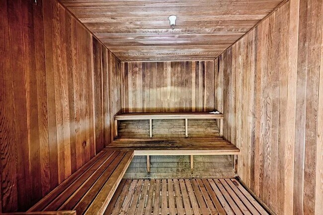 Building Photo - Resort living in Siena Hills-Condo with Pool, Gym and more!