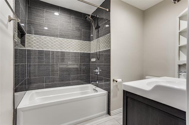 Building Photo - 1520 Evergreen Dr