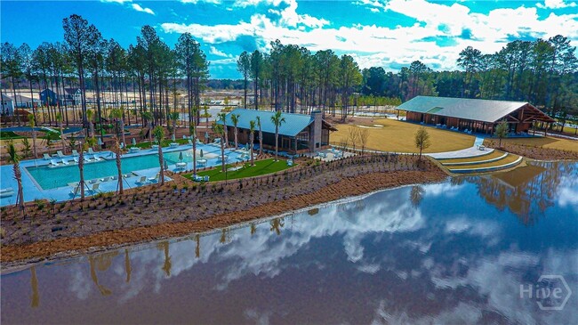 Building Photo - 710 Longleaf Dr