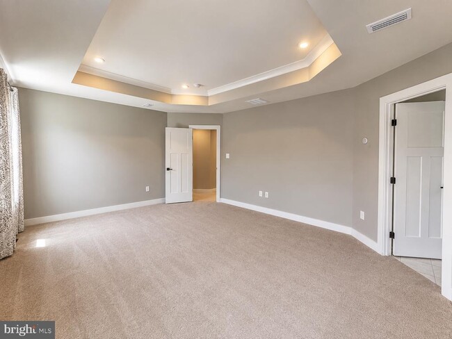 Building Photo - 6809 Ballenger Run Blvd