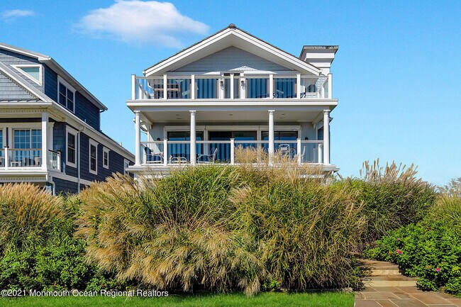 Primary Photo - 211 Ocean Ave N