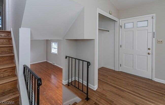 Building Photo - 279 Cherry Valley Rd