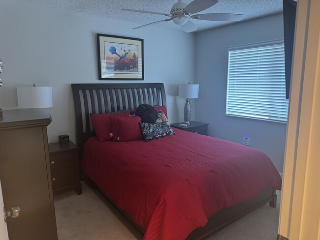 Building Photo - 14111 Royal Vista Dr