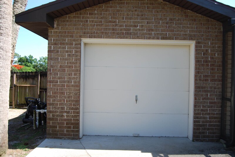 Building Photo - 867 Huntington St NE