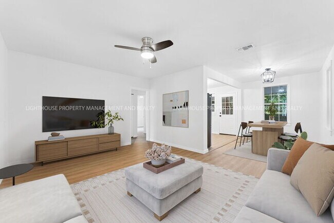 Building Photo - Charming Newly Renovated 2-Bedroom Home Ne...