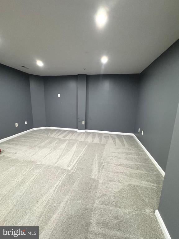 Building Photo - 597 Primus Ct