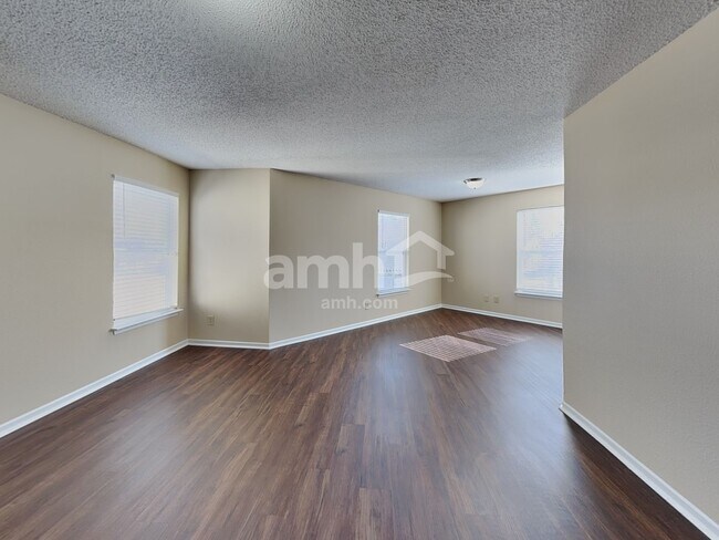 Building Photo - 12897 E 131st St