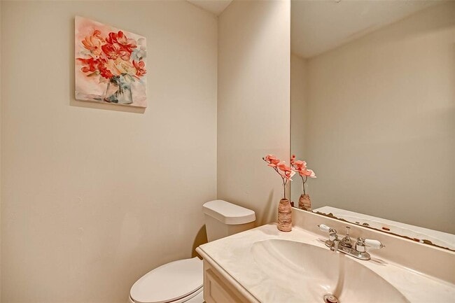 Building Photo - 2714 Green Fields Dr